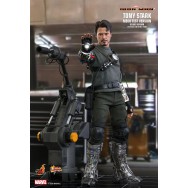 Hot Toys MMS582 1/6 Scale TONY STARK (MECH TEST VERSION) (DELUXE VERSION)